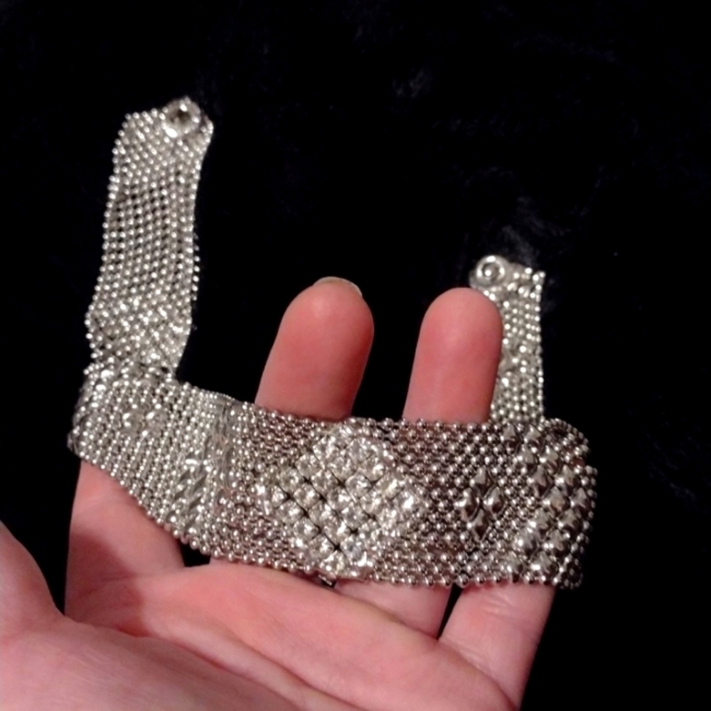 Beautiful Liquid metal choker